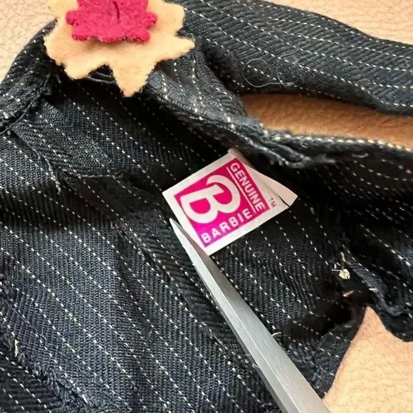 Barbie Fashion Fever Jacket 1994 - Picture 2 of 3